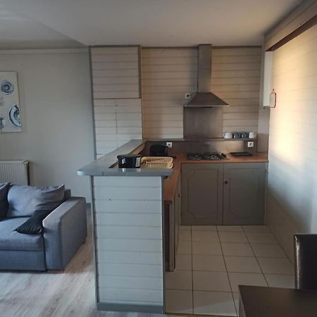 Apartamento Le Marche Parthenay Exterior foto